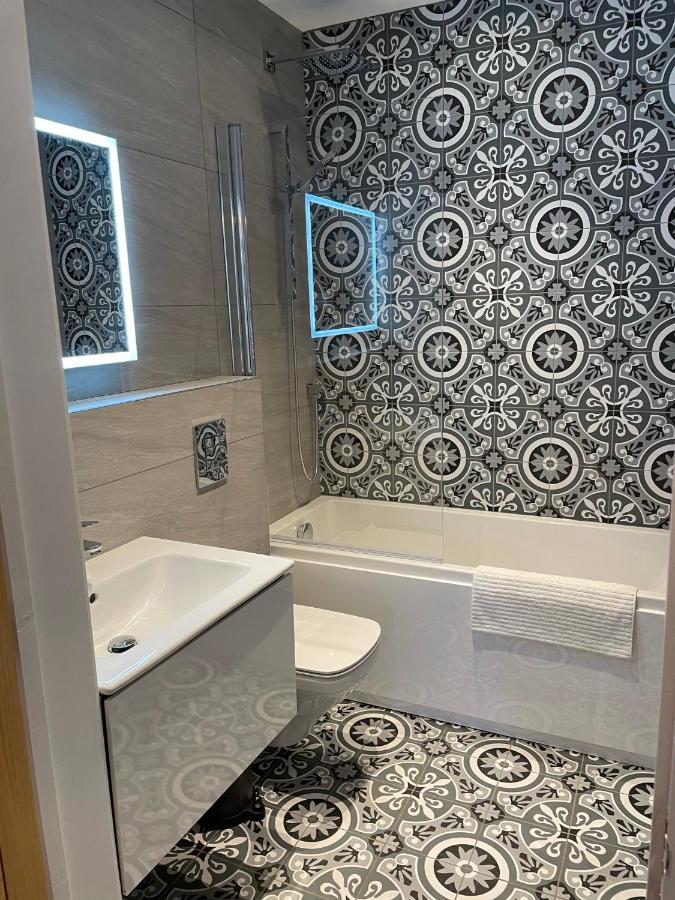 Boutique Luxury Apartment, High St, Henley-In-Arden Dış mekan fotoğraf